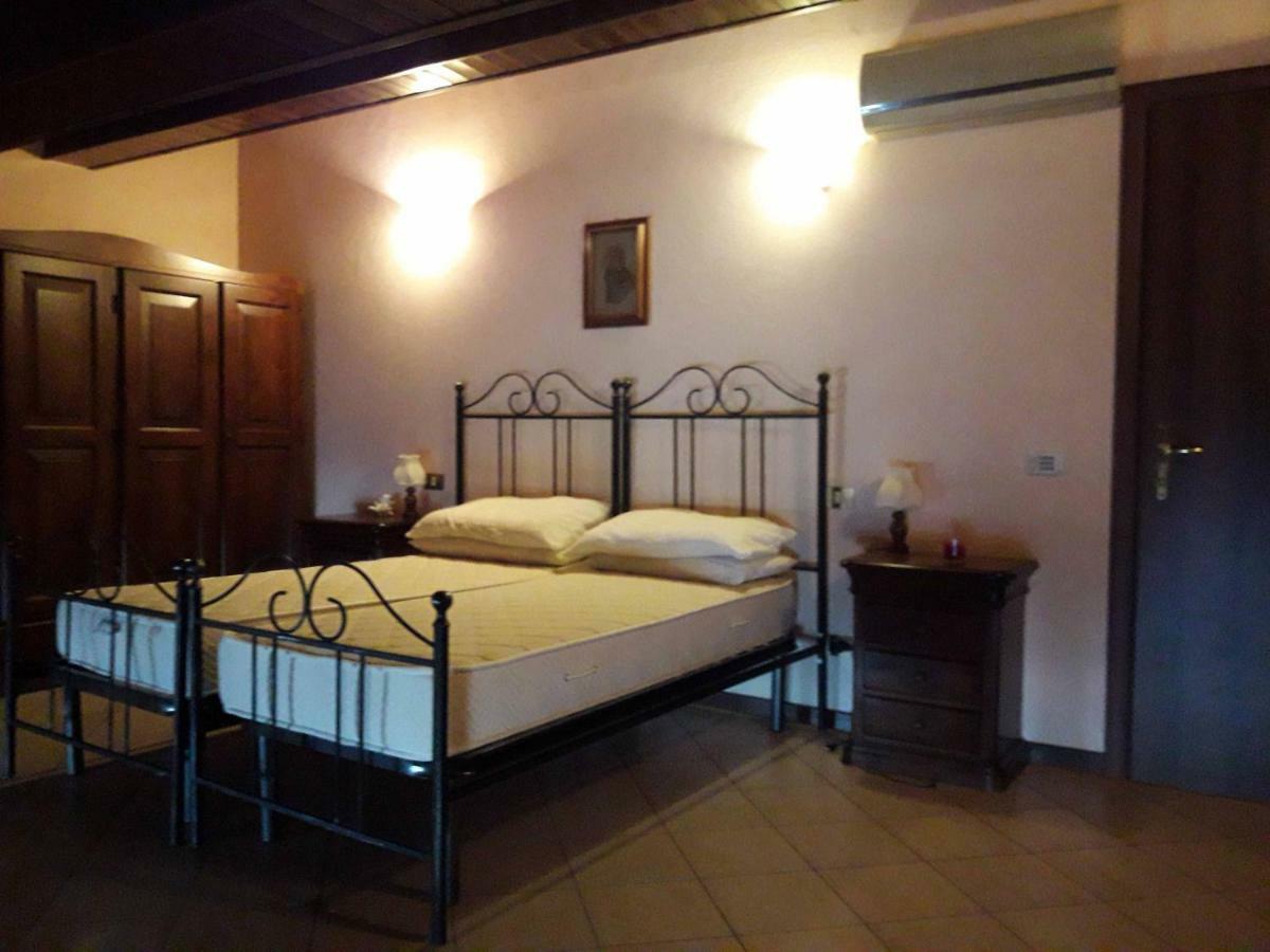 Appartamento In Piazza Umberto I A Poviglio Poviglio  Экстерьер фото